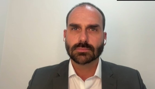 STF conclui julgamento e torna Eduardo Bolsonaro réu por coação