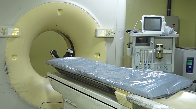 Tomógrafos do Walfredo Gurgel quebram novamente e pacientes são enviados para outros hospitais