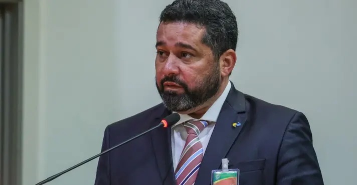 ‘Churrasqueiro de Lula’ vai ganhar mais de R$ 300 mil dos Correios; entenda