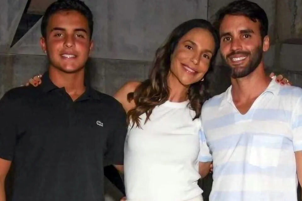 Filho de Ivete Sangalo e Daniel Cady reage a término dos pais