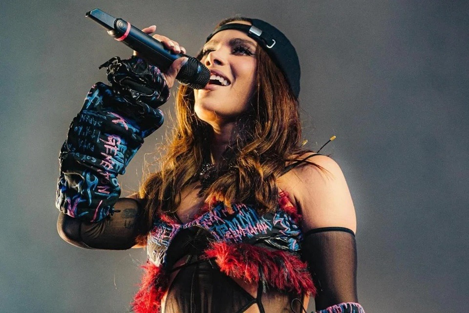 Anitta recusou show em Natal por não aceitar cachê com verba pública
