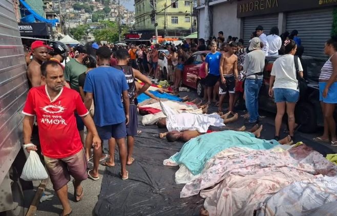 Cinco PMs são presos por crimes em megaoperação no Rio