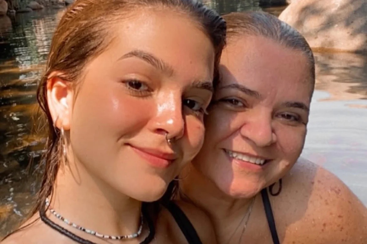 Brigadas? Áudios revelam real relação entre Mel Maia e a mãe