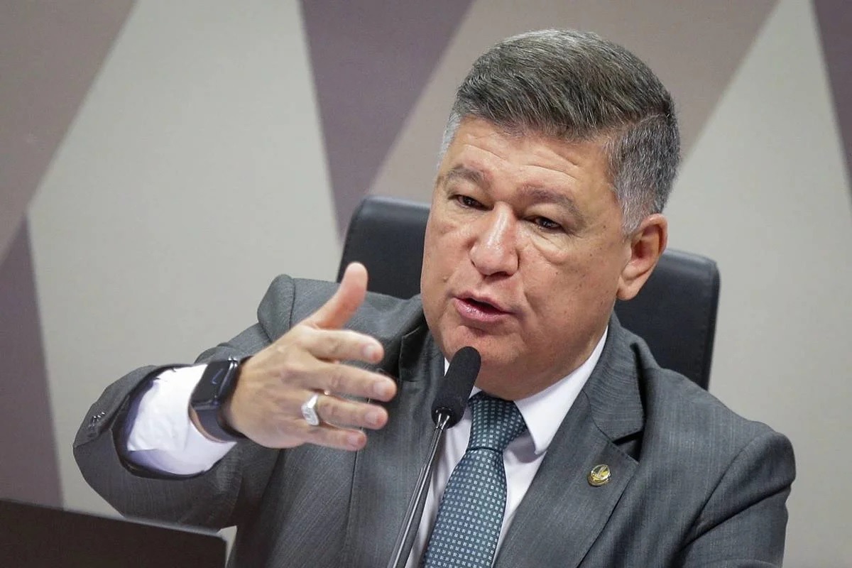 Presidente da CPMI do INSS pedirá mais 60 dias para novos depoimentos