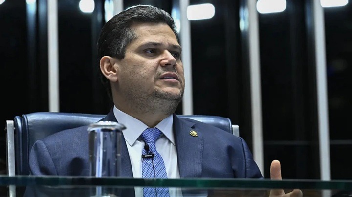 Alcolumbre indica que votação de Messias não avança em 2025: “Só orçamento”