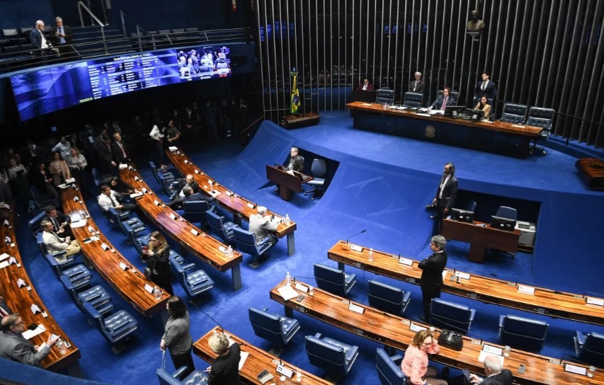 Senado corre para aprovar nova lei do impeachment antes do fim do ano