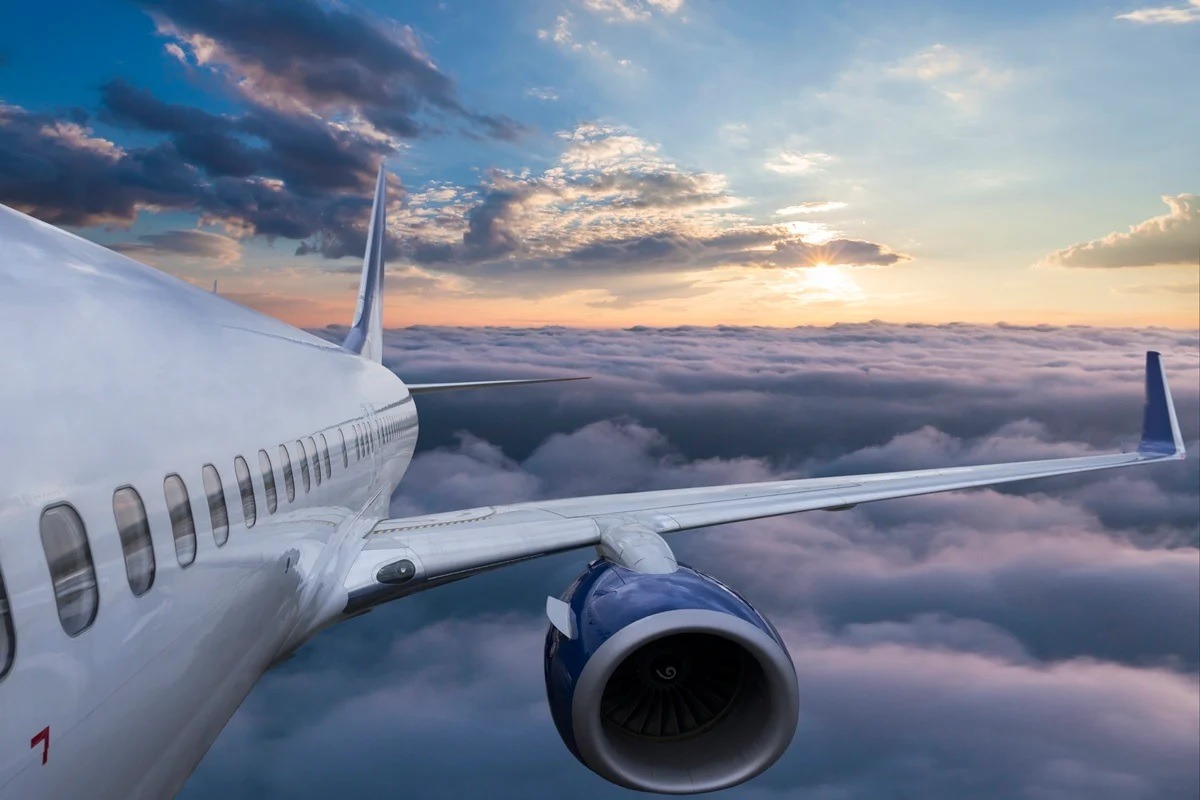 Especialistas explicam por que turbulências não derrubam aviões