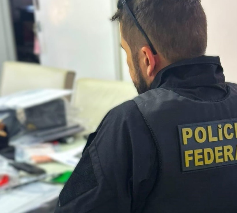 Esquema bilionário de empréstimos fraudulentos é alvo de operação da Polícia Federal no RN