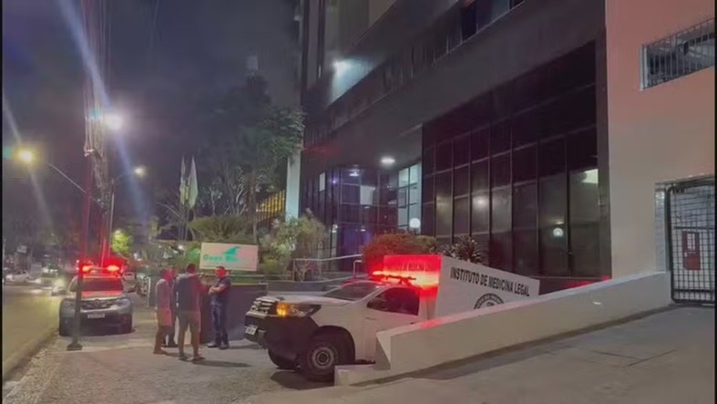 Atleta morre após se desequilibrar e cair de telhado de hotel no Recife