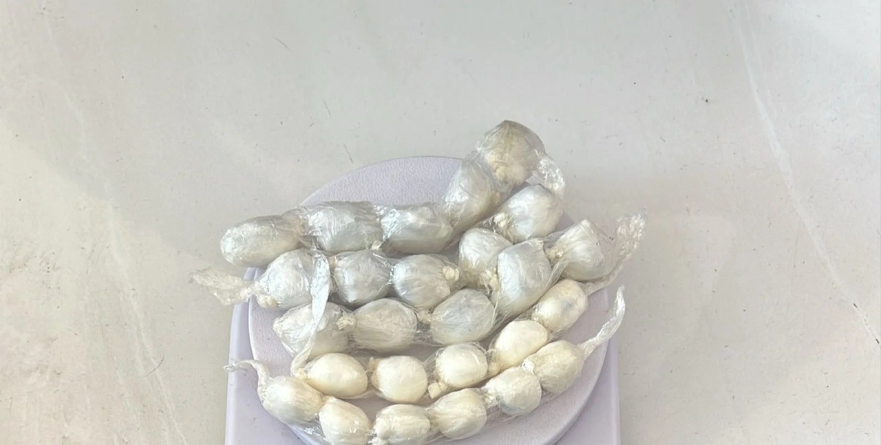 Mulher é flagrada com drogas no sutiã ao tentar entrar na Penitenciária de Alcaçuz