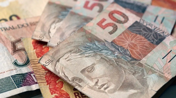 Valor do salário mínimo vai subir R$ 103 em 2026; veja quanto você recebe