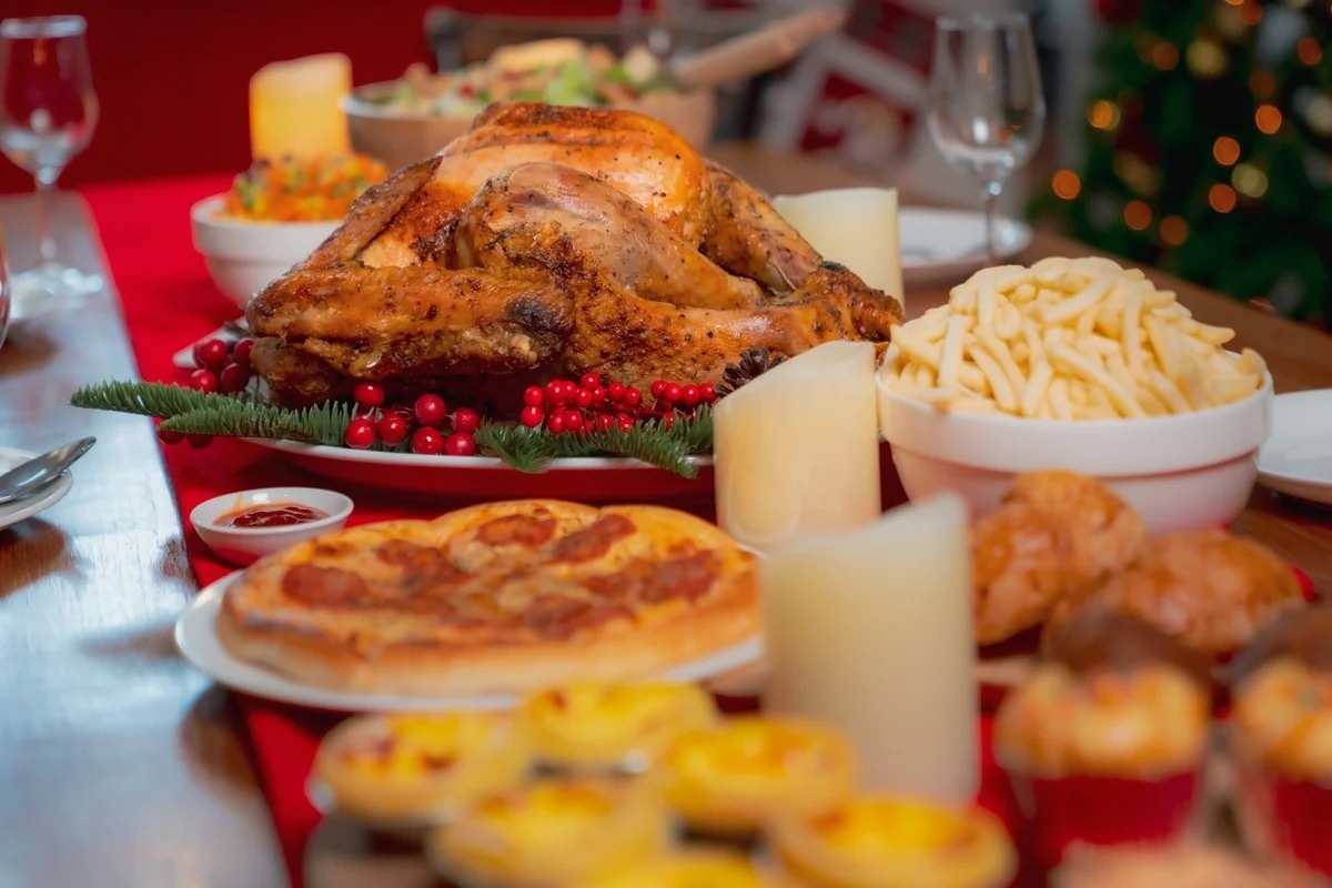 Nutricionista ensina como evitar excessos nas festas de fim de ano