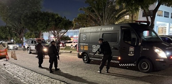 AGORA: Suspeita de explosivo mobiliza PM próximo ao Clube América, em Natal