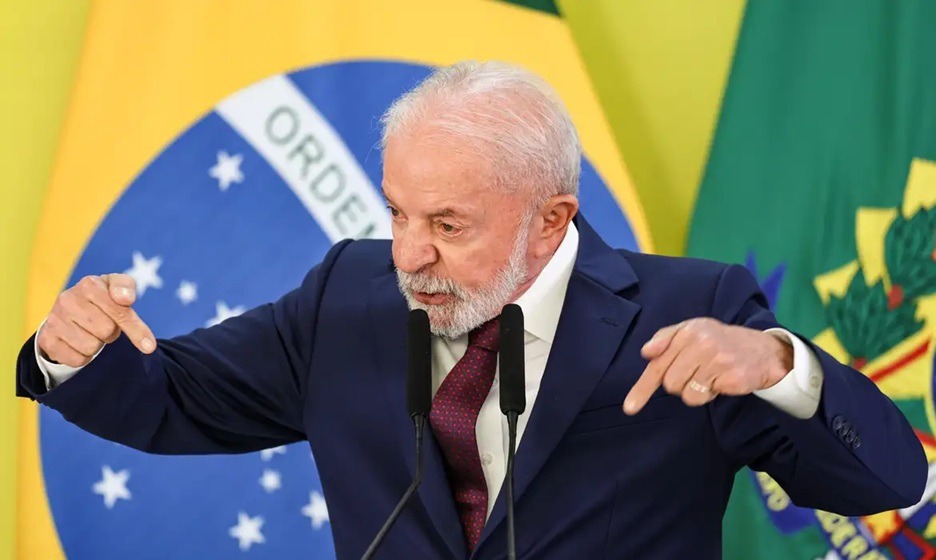 VÍDEO: Investigação de fraude no INSS encontra mensagens sobre ‘filho do rapaz’; Lula diz que quem estiver envolvido deve ser...