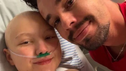 Marido da influenciadora Isabel Veloso, conhecida pela luta contra o câncer, desabafa sobre falta de reconhecimento