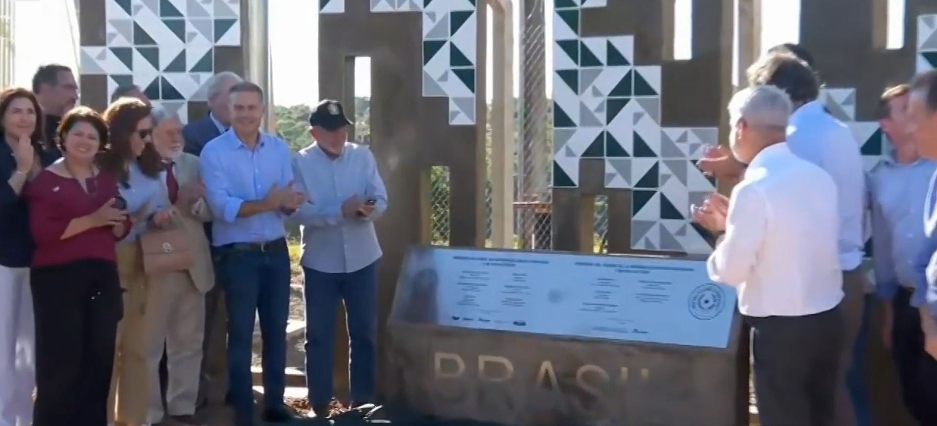 Presidente do Paraguai cobra diplomacia após inauguração de ponte separado de Lula: 'Não puderam chegar a um acordo'