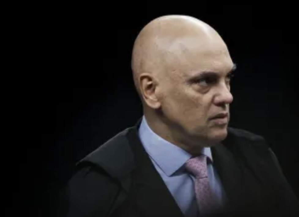 Moraes chegou a ligar seis vezes para Galípolo em um dia, diz jornal