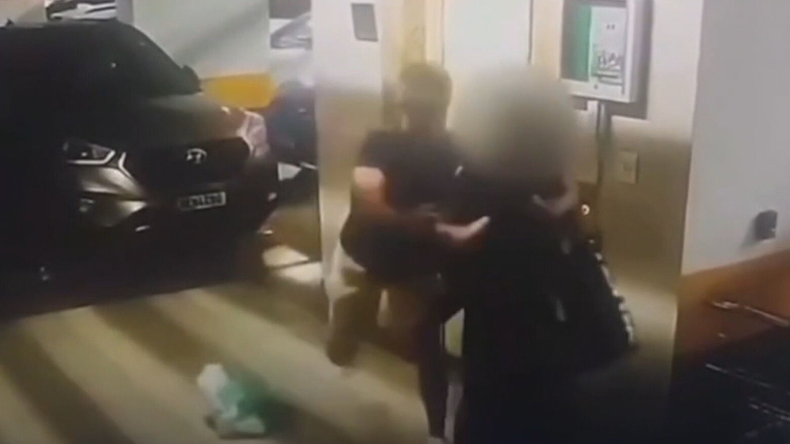 Lula determina abertura de processo para expulsão de servidor da CGU após agressão contra mulher e criança; veja imagens