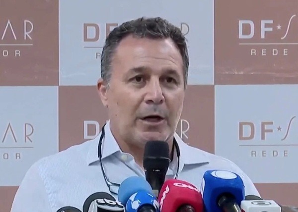 Após três bloqueios, médicos avaliam que soluços de Bolsonaro têm origem no sistema nervoso central