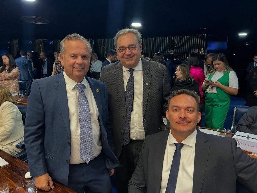 Silêncio de Rogério Marinho sobre rumores de não disputar o Governo do RN abre possibilidades para Styvenson Valentim e Álvaro...