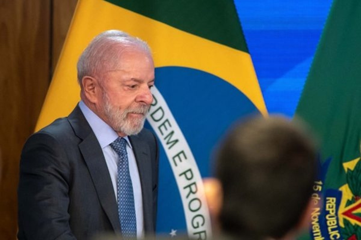 Governo Lula convoca reunião de emergência após Trump capturar Maduro