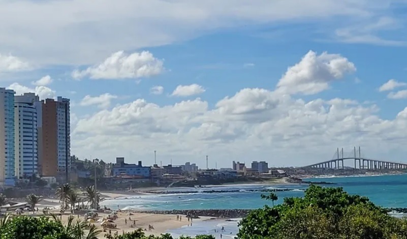 Litoral do RN tem cinco pontos impróprios para banho no primeiro fim de semana do ano; veja quais são