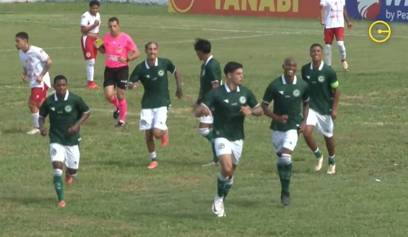 América sofre com erros, reage tarde e perde para o Goiás na estreia da Copinha
