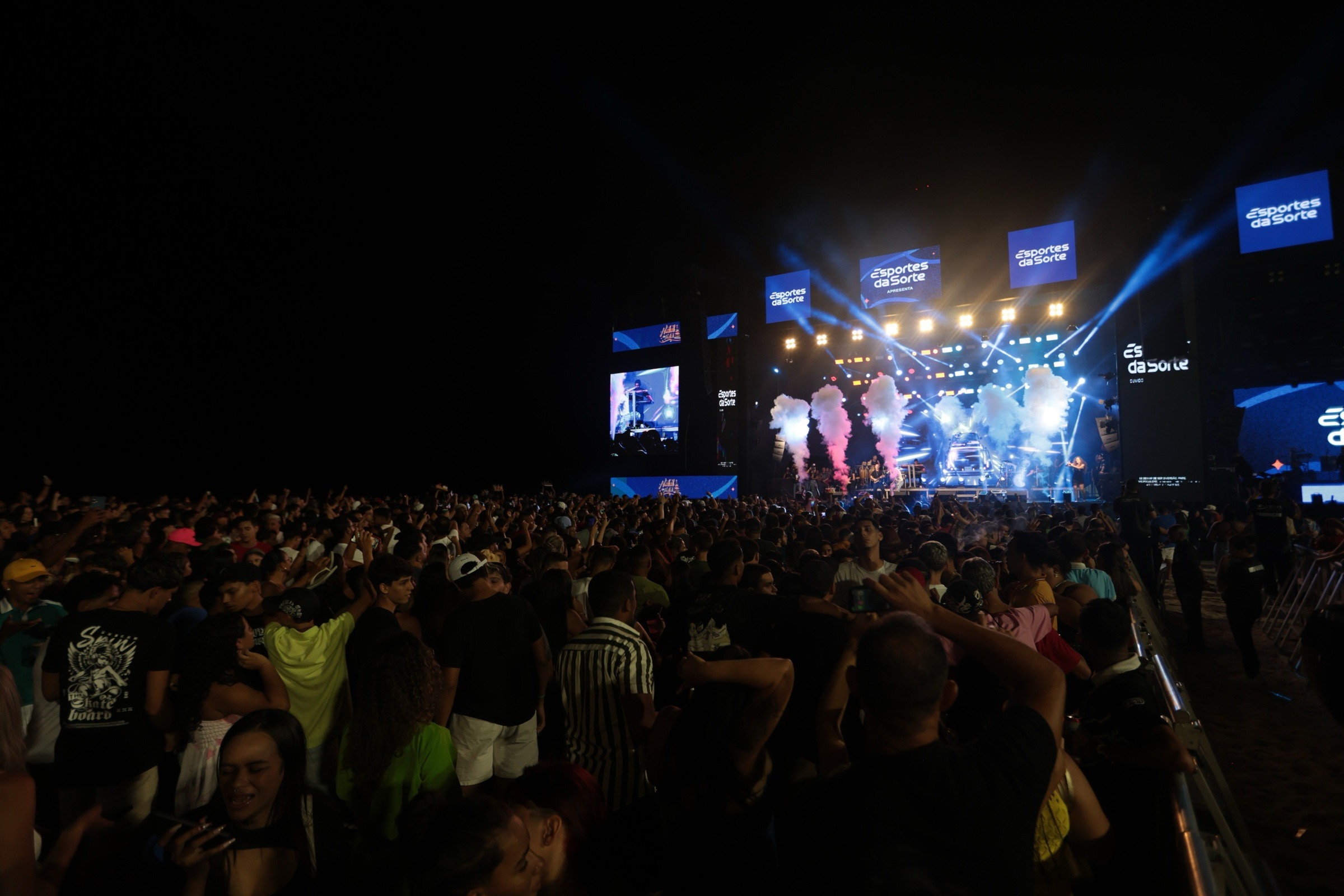 Shows gratuitos movimentam a véspera do feriado na Festa de Santos Reis nesta segunda (5) em Natal; confira