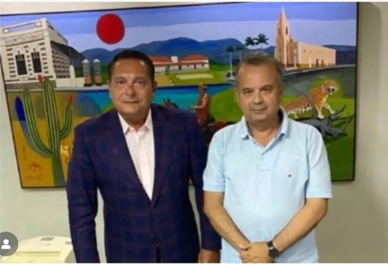 Especulações sobre permanência de Ezequiel no PSDB e possível apoio a Rogério Marinho movimentam bastidores políticos
