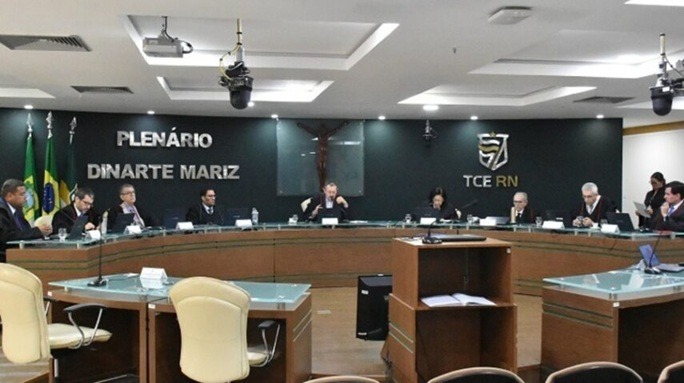 Vereador pode manter até três vínculos públicos, diz TCE-RN