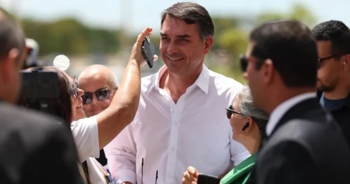 Flávio sobre Lewandowski determinar que PF o investigue: “Se rebaixou”