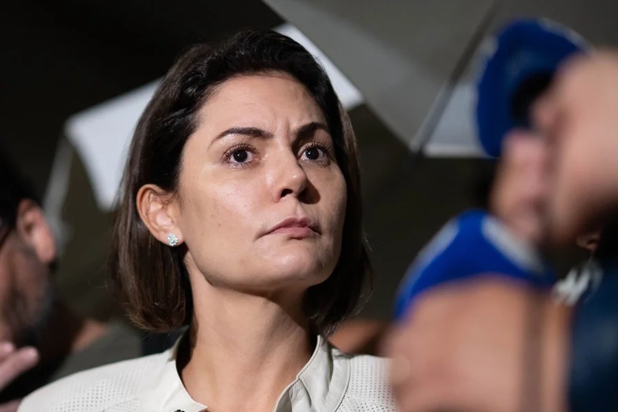 Michelle divulga carta a Allan dos Santos: “Boneco de ventríloquo”