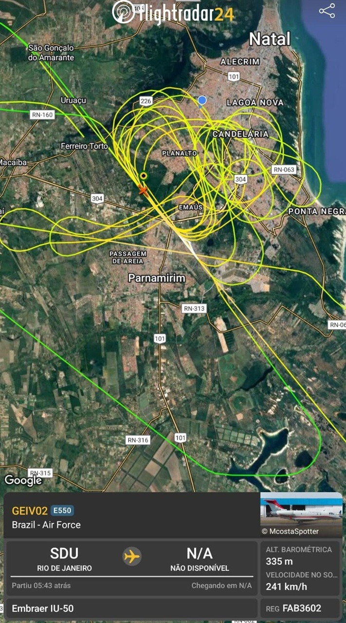 Por que um avião ficou dando voltas no céu de Natal? FAB esclarece