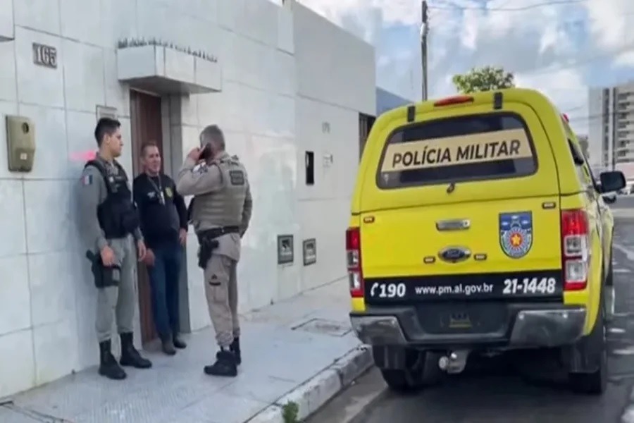 Suspeito de matar mulher tenta culpar a própria mãe pelo crime