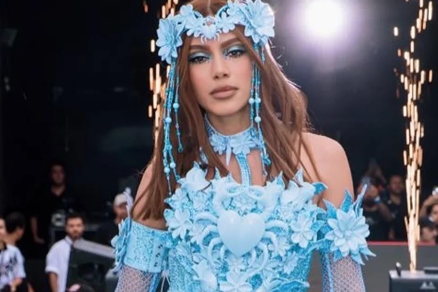 [VÍDEO] Segurança de show de Anitta é flagrado socando uma fã durante briga