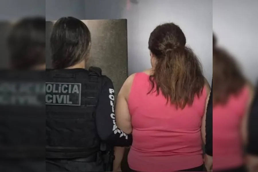 “Vão queimar no inferno”: falsa pastora é presa por extorquir idosas e arrancar R$ 57 mil em golpe da fé