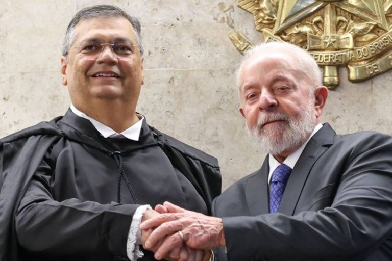 STF vira escudo político e livra Lula de decisão sobre supersalários