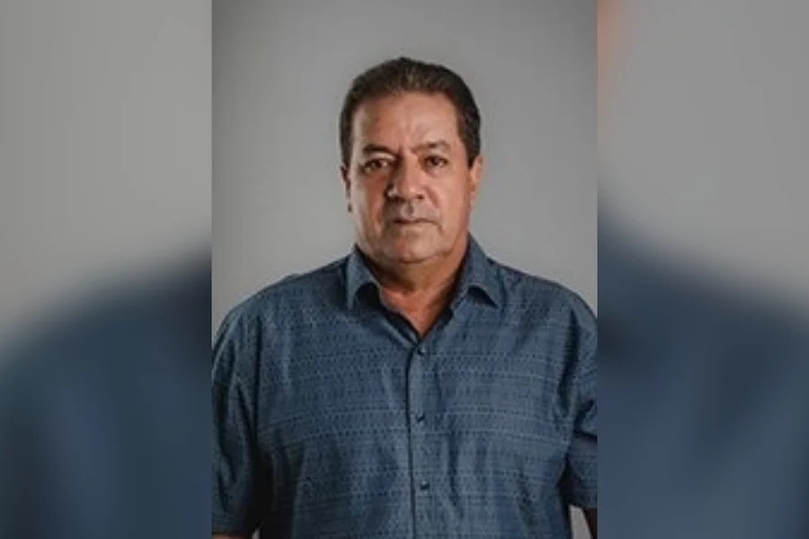 Quem é o parlamentar que mandou mensagem sexual para mulher casada