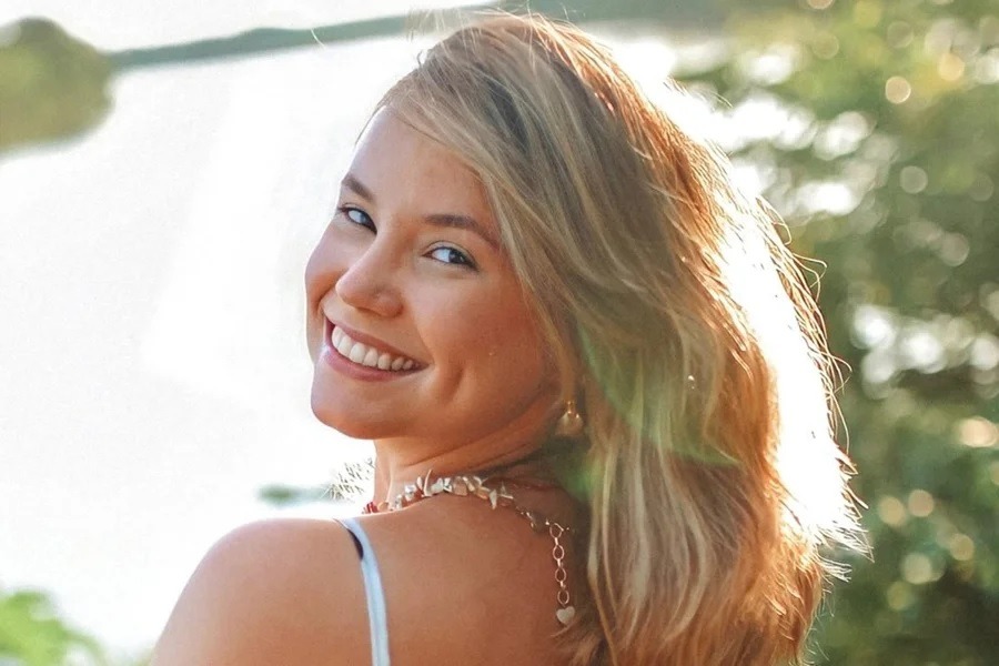 Morre a jornalista Flávia Bacelar aos 31 anos