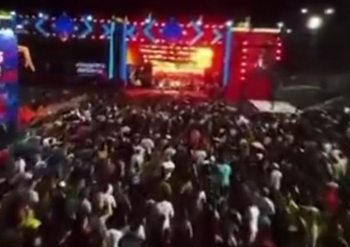 [VÍDEO] Noite de sexta-feira abre Carnaval de Natal em grande estilo na Praia de Ponta Negra