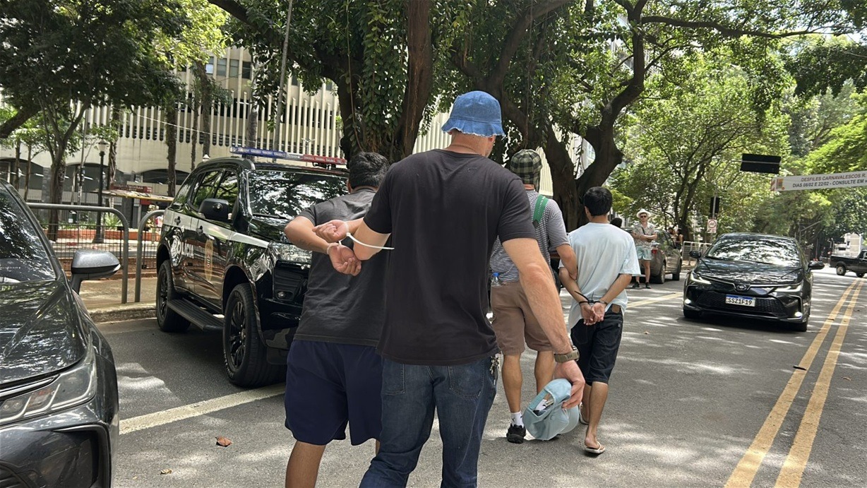 'Turma do Chaves' prende bandidos durante bloquinhos de Carnaval