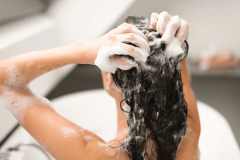 Alerta: não lave o cabelo nesta terça-feira de Carnaval; entenda