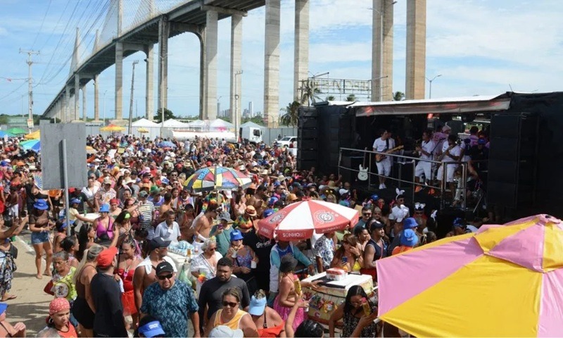 Baiacu na Vara e Bloco dos Garis encerram o Carnaval na Redinha