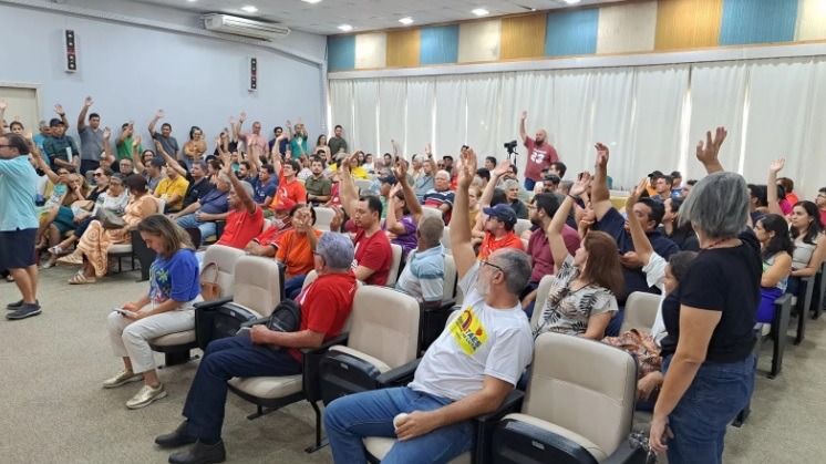 Técnicos-administrativos da UFRN aprovam greve a partir de segunda-feira (23); servidores alegam que Governo Federal descumpriu acordo