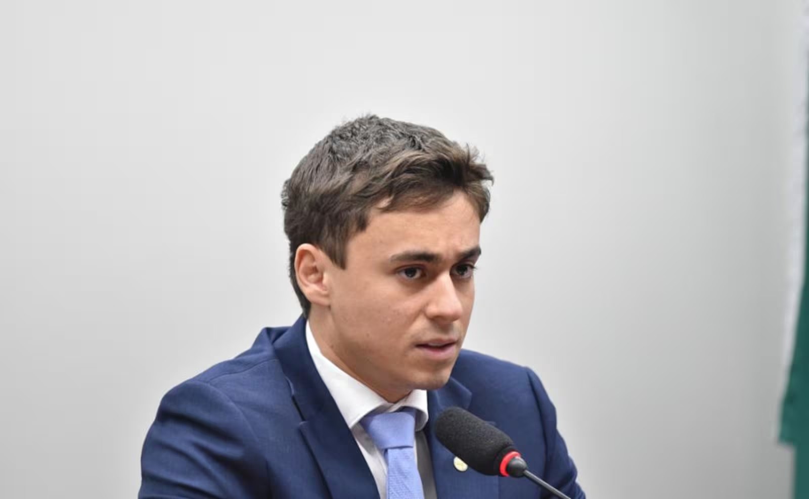 Após visita a Bolsonaro, Nikolas rebate críticas de Eduardo: ‘Não está bem’