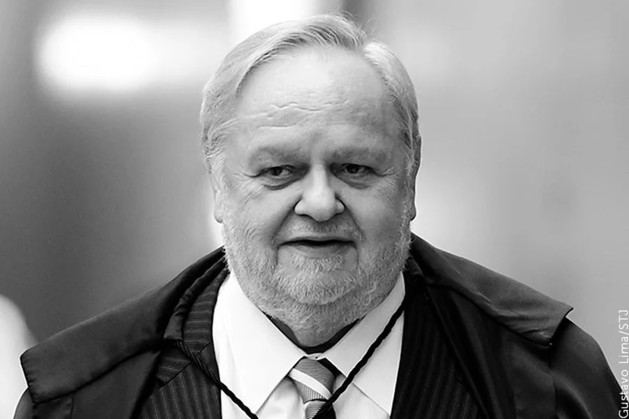Morre, aos 78 anos, ministro aposentado do STJ Felix Fischer