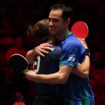 Calderano e Bruna batem nº 1 do mundo e são campeões de Grand Smash de tênis de mesa