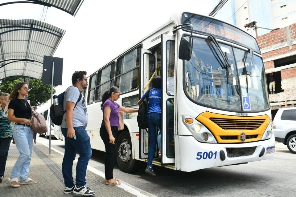 Desvios na Av. Pompéia alteram linhas de ônibus na segunda-feira (2); confira