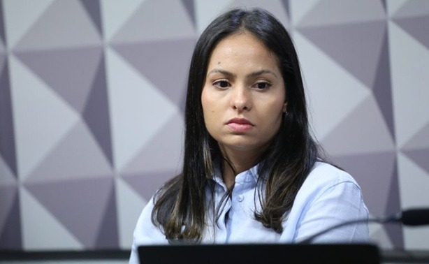 Ex-secretária do Careca relata à CPMI negócio imobiliário com ex-marqueteira do PT