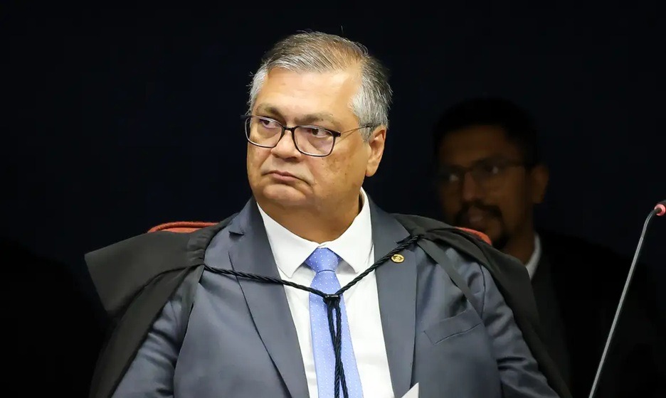 Flávio Dino proíbe saques em espécie de emendas parlamentares